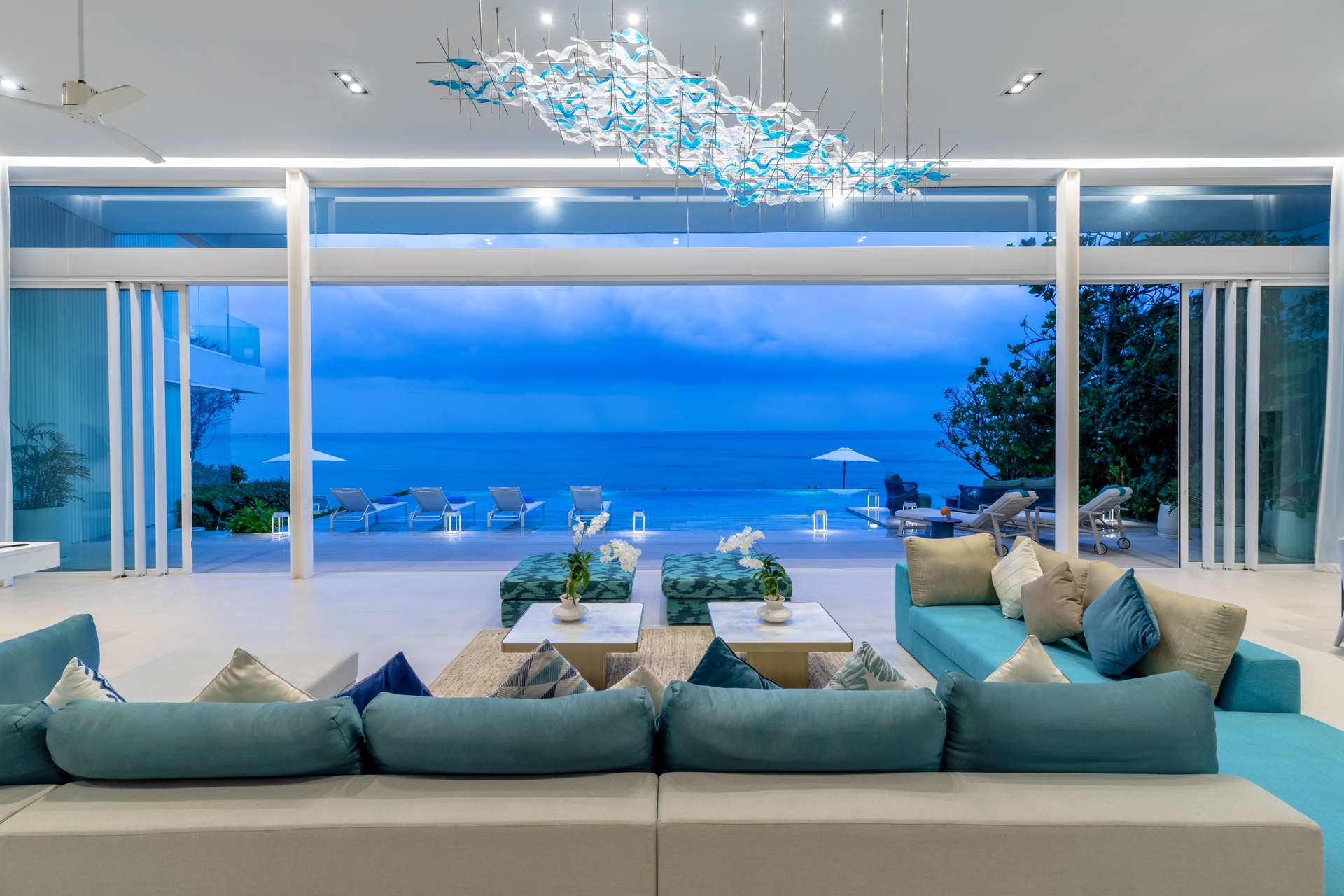 Villa ANDA Phuket - Living Dining Area 10