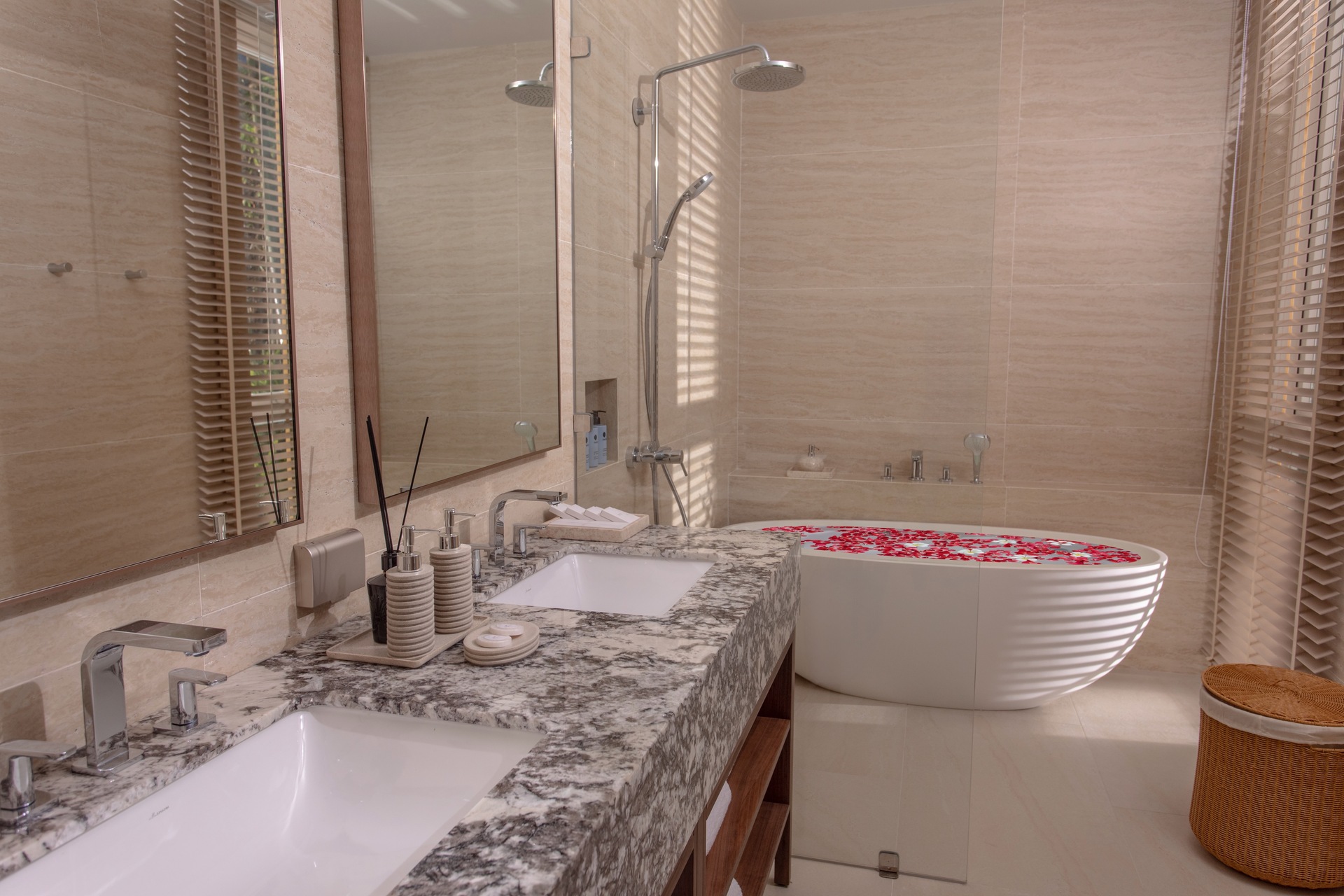 Villa Amann Phuket - Master Bedroom 1 4