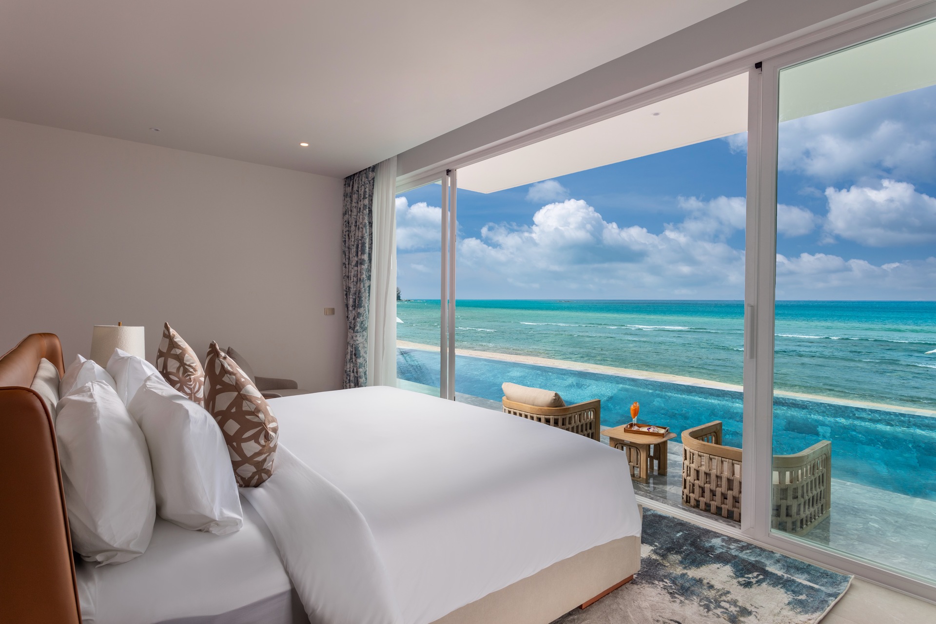 Villa Amann Phuket - Master Bedroom 2 3