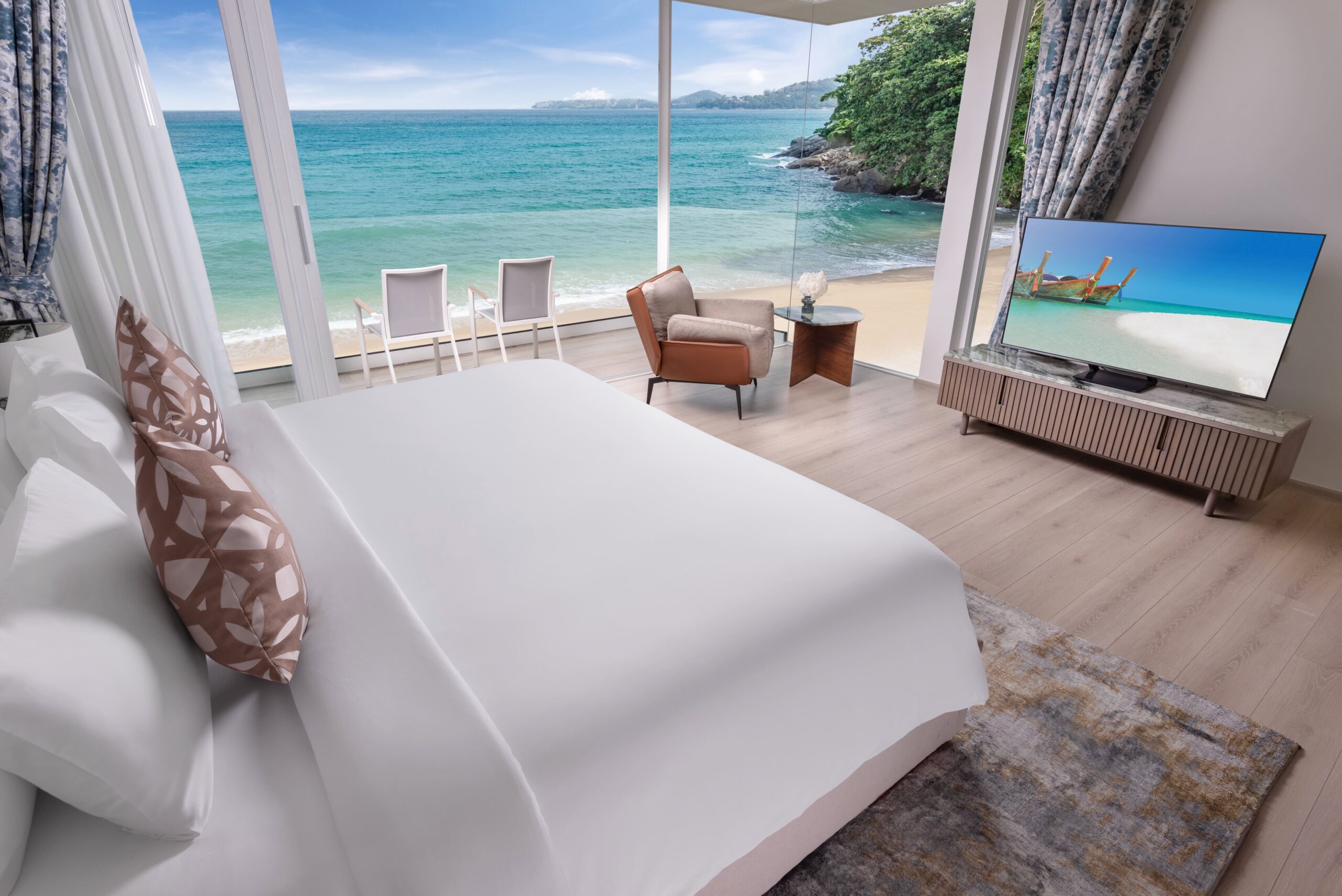Villa Amann Phuket - Master Bedroom 4 2