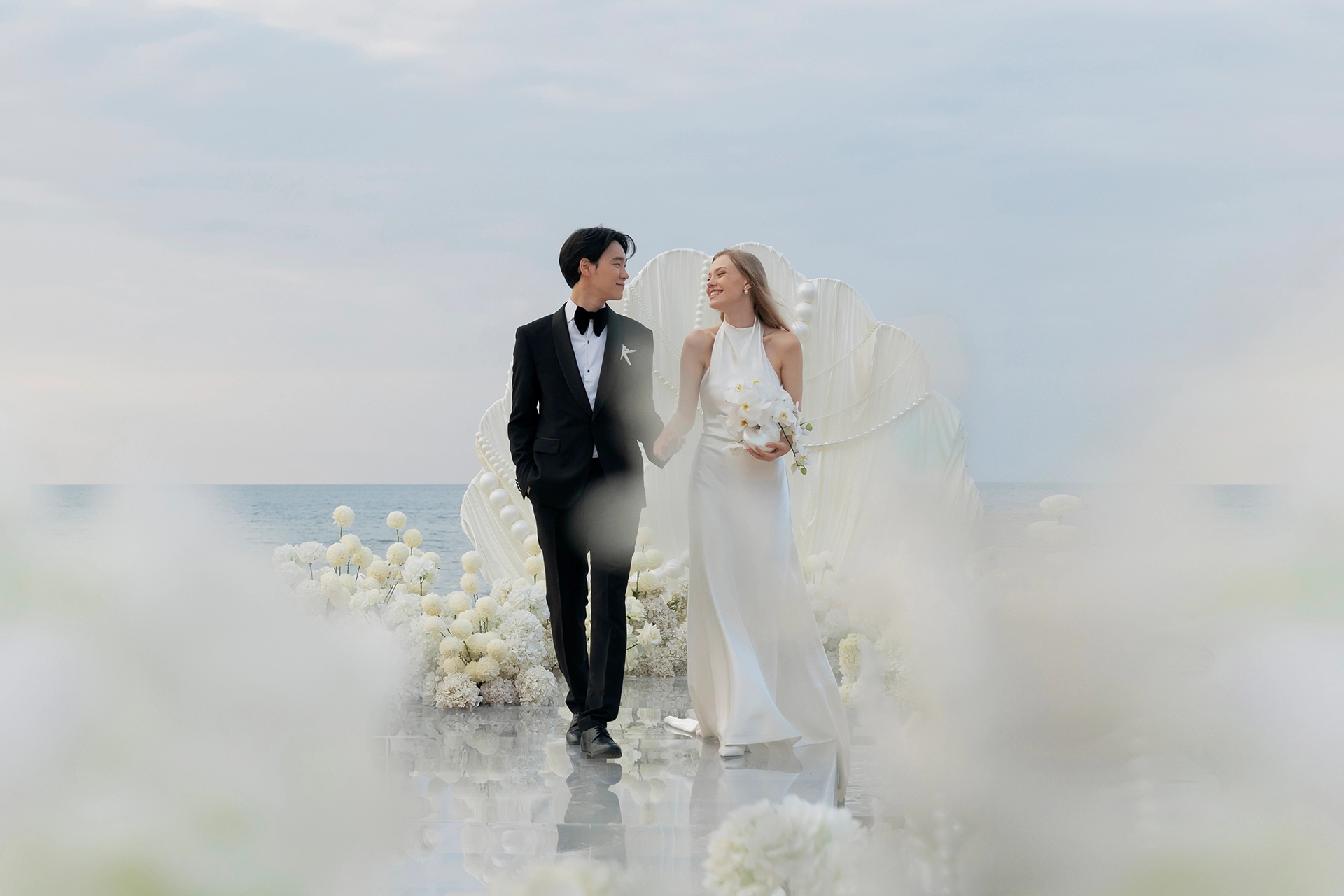 Stage Over the Ocean 2-2