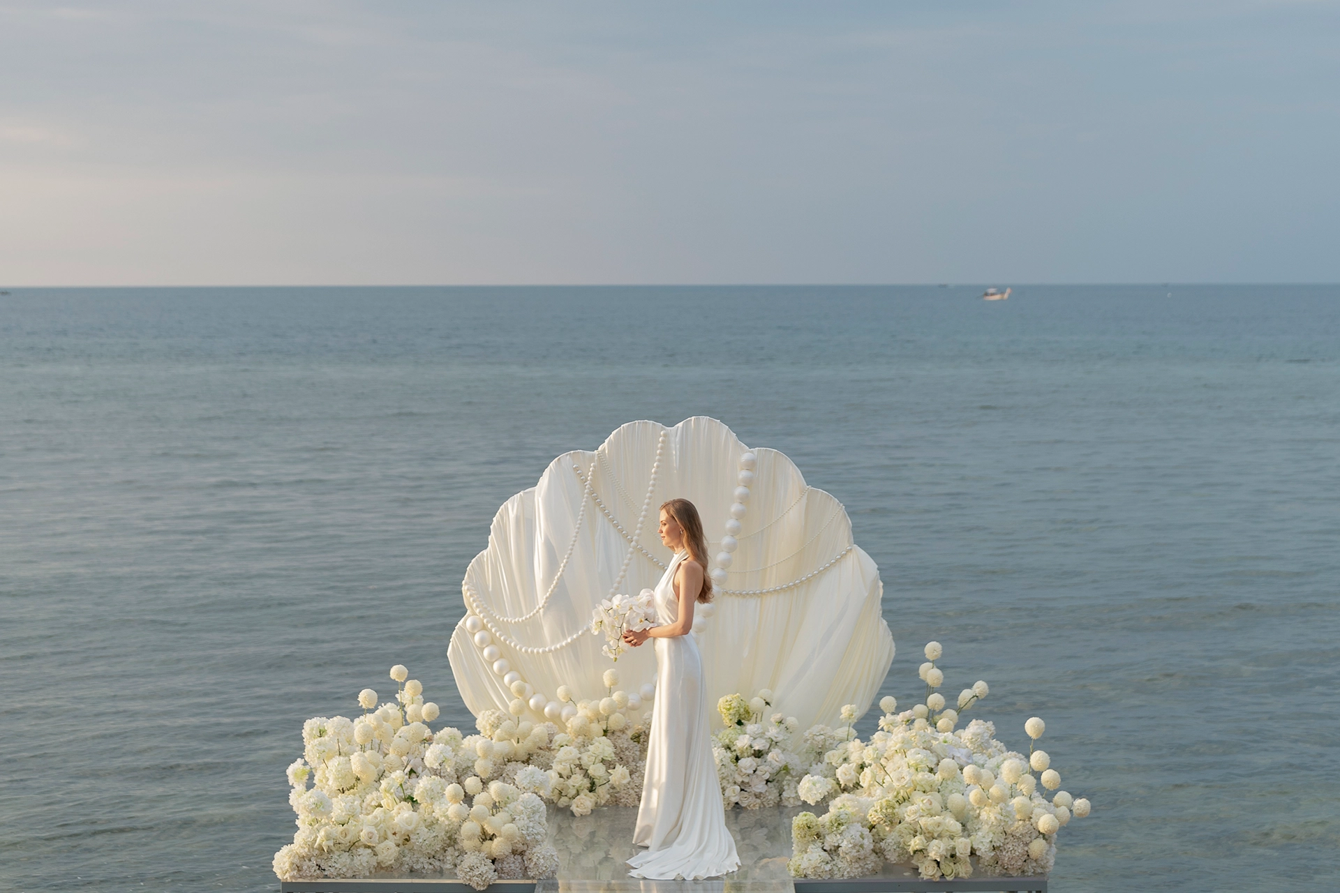 Stage Over the Ocean 2-7