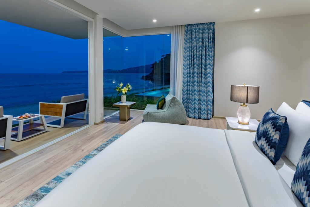 Villa ANDA Phuket - Master Bedroom 1 5