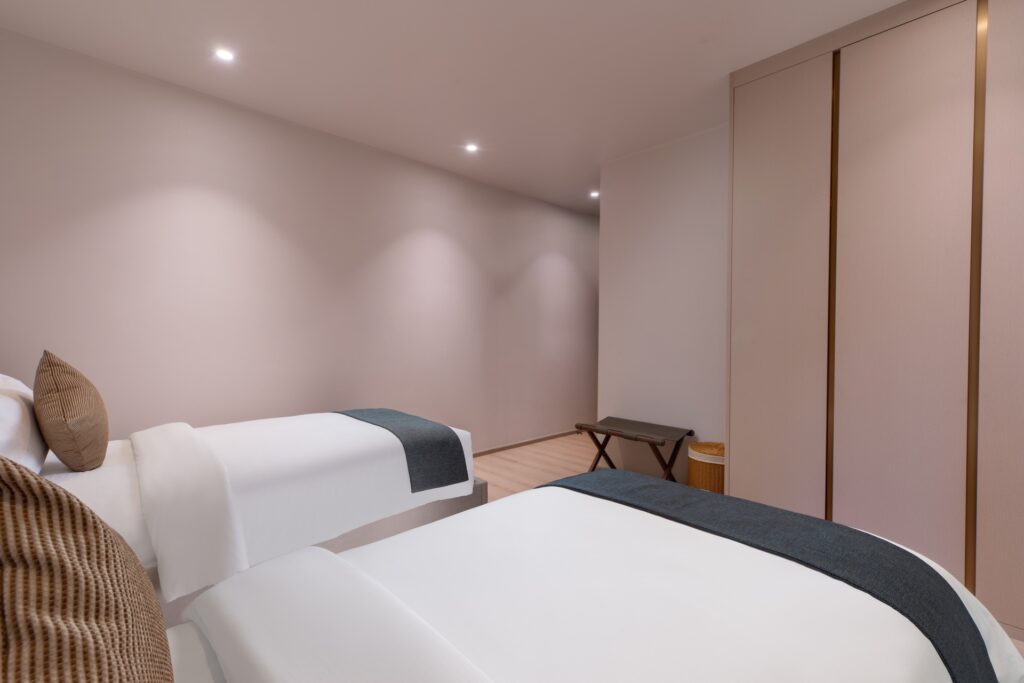 Villa Amann Phuket - Guest Bedroom 2 2