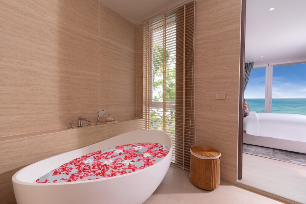 Villa Amann Phuket - Master Bedroom 4 4
